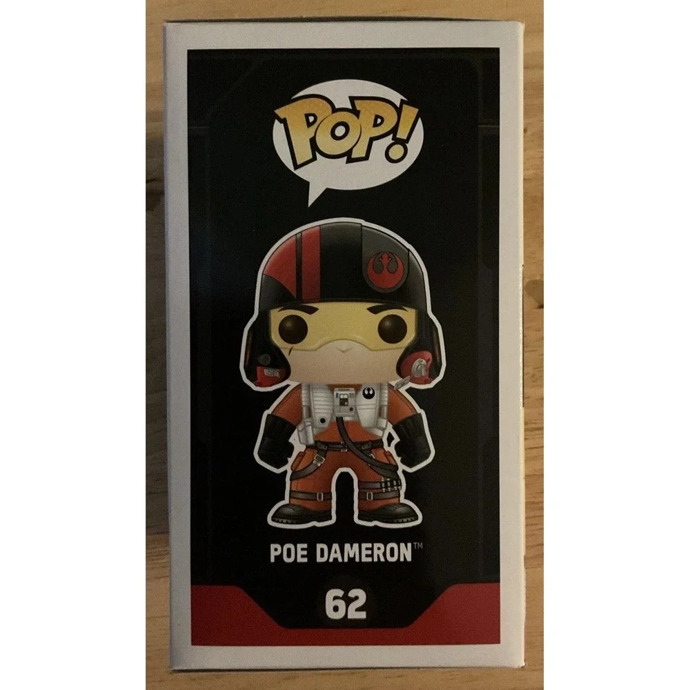 Funko‎ Pop! Vinyl: Star Wars - Poe Dameron #62 - Picture 4 of 11